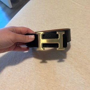 Reversible black and brown belt